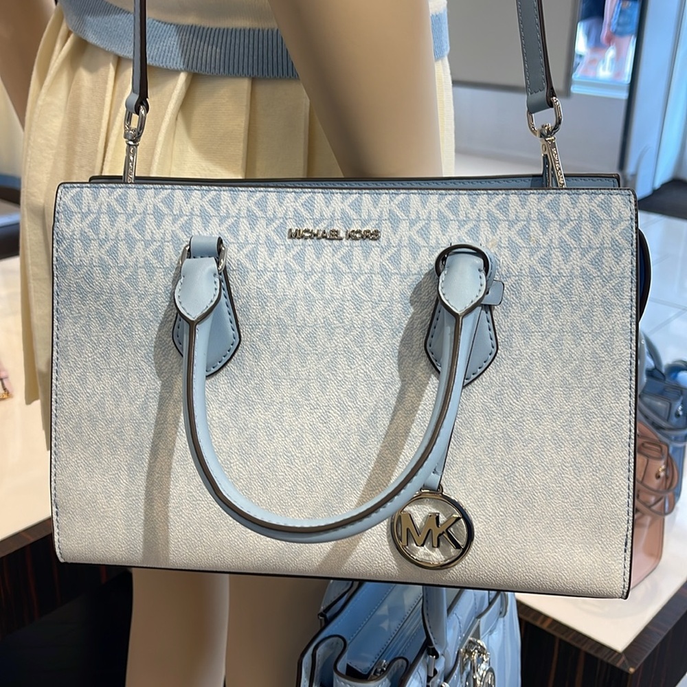 MICHAEL KORS Sheila Medium Ombré Signature Logo Satchel Crossbody Bag 
LIGHT SKY - Picture 12 of 16